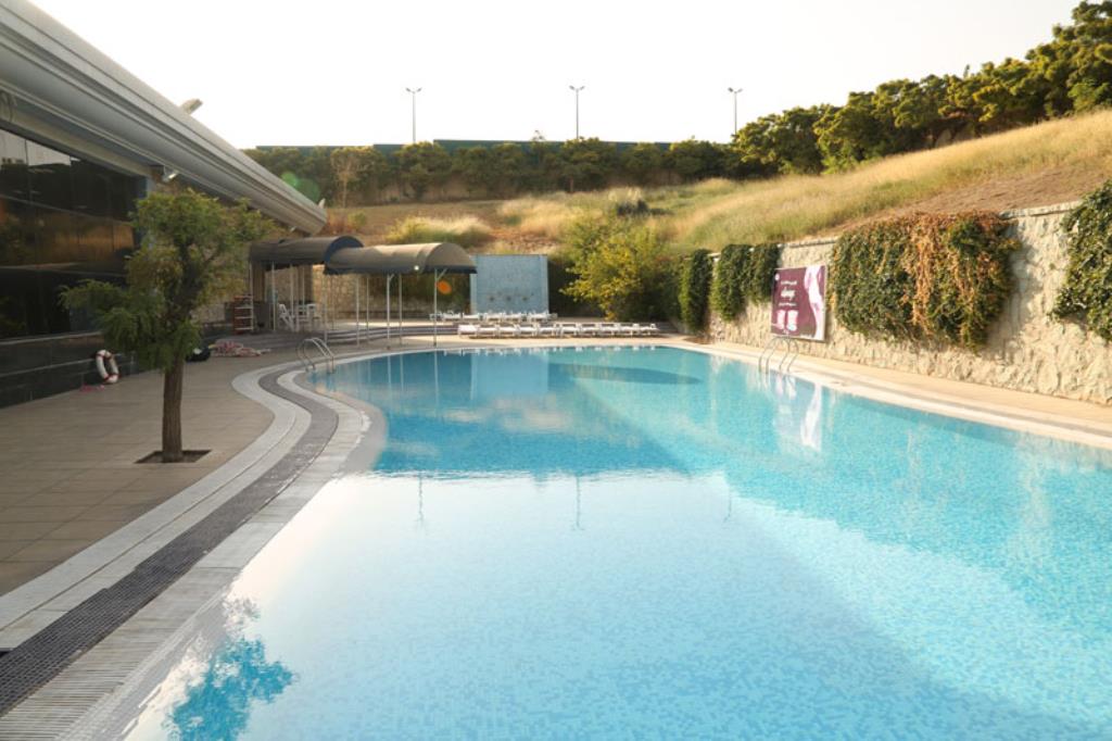 باشگاه انقلاب